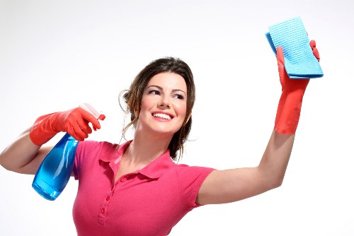 Deep rug cleaning treatment for wool and synthetic rugs