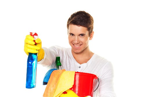 Hot water extraction carpet cleaning in a Lambeth flat